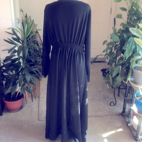 1X. Impressive. Black Honey Lace Knit Duster - Picture 4 of 4